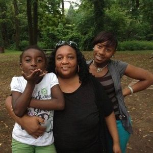 Meet your Posher, Yolanda